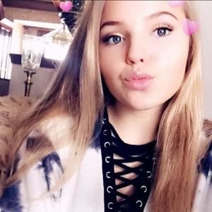 Meet your Posher, Tabitha